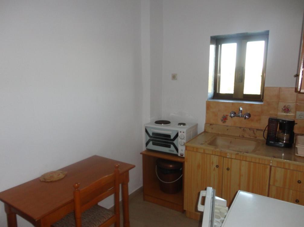 מטהמורפוסי Chris Apartments מראה חיצוני תמונה