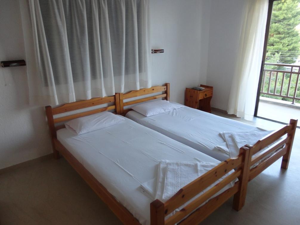 מטהמורפוסי Chris Apartments חדר תמונה